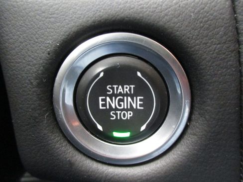 Used 2021 GMC Yukon SLT RWD image 19
