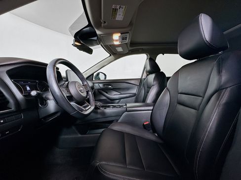 Used 2023 Nissan Rogue SL w/ SL Premium Package image 11