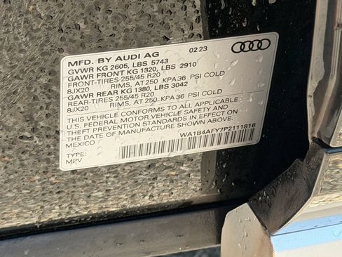 Used 2023 Audi SQ5 Premium Plus w/ Premium Plus Package AWD/4WD image 29