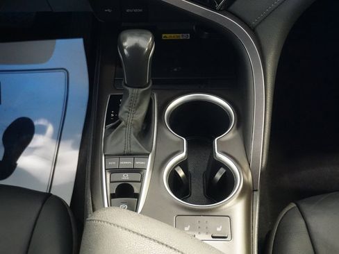 Certified 2023 Toyota Camry XLE image 32