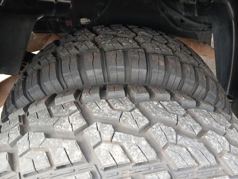 Used 2021 RAM 3500 Big Horn w/ Level B Equipment Group image 25