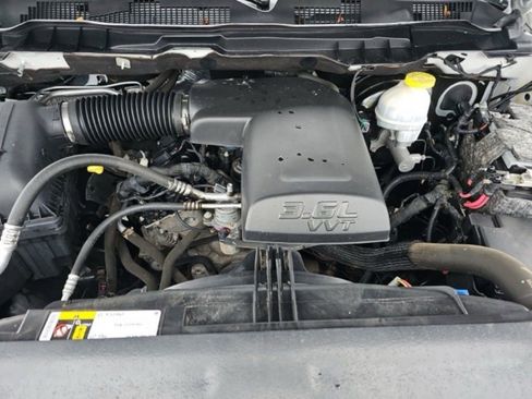 Used 2018 RAM 1500 Express w/ Express Value Package image 16