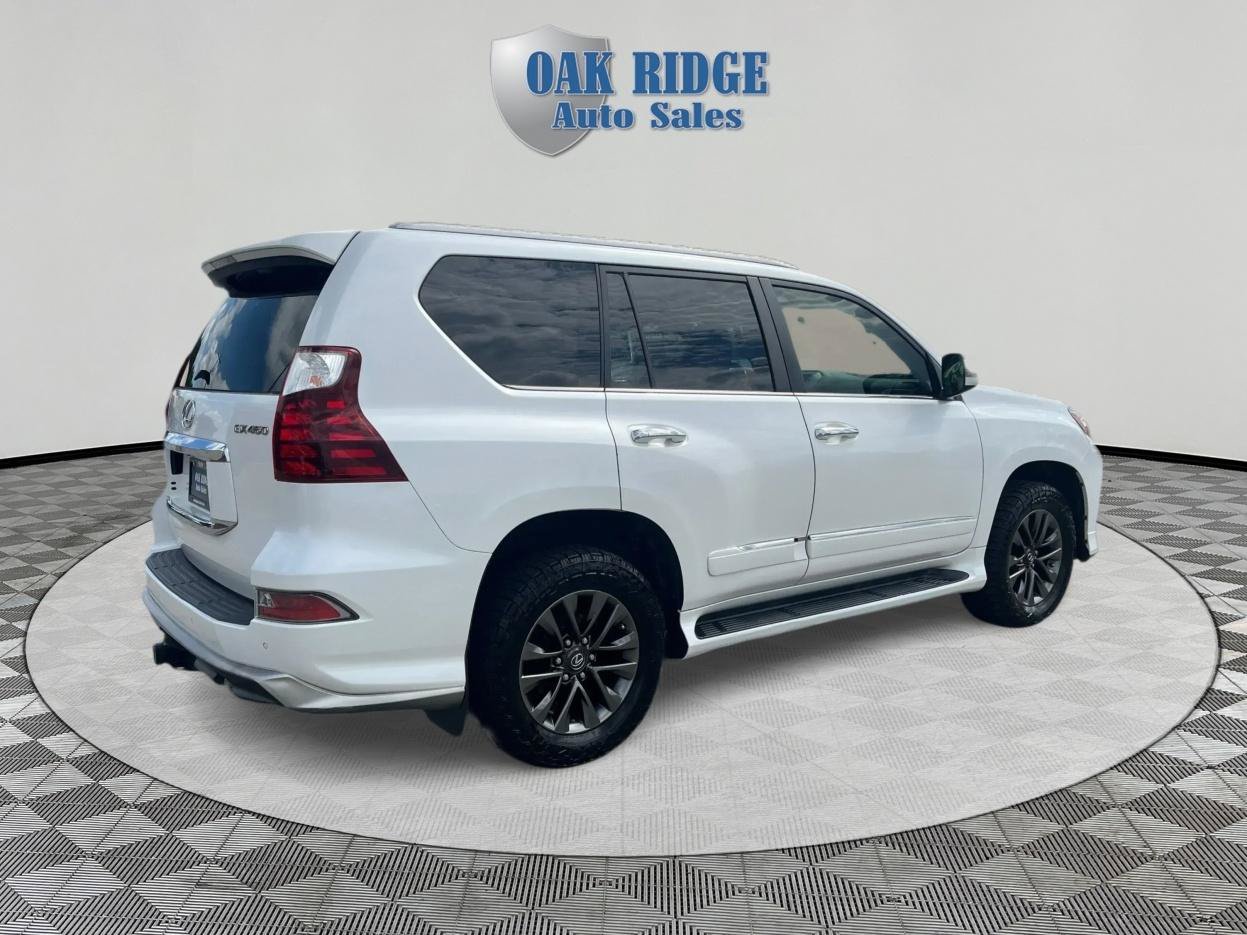 Used 2018 Lexus GX 460 Premium AWD/4WD image 5