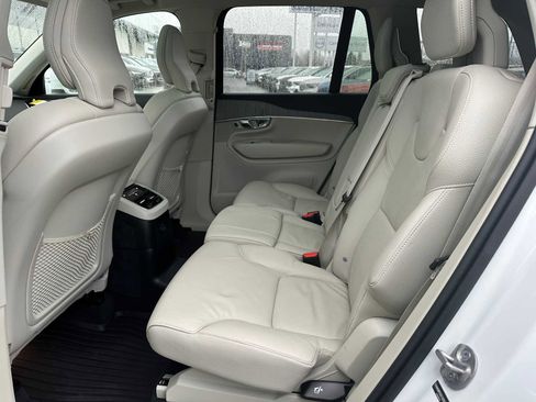 Used 2025 Volvo XC90 T8 Plus w/ Protection Package Premier image 15