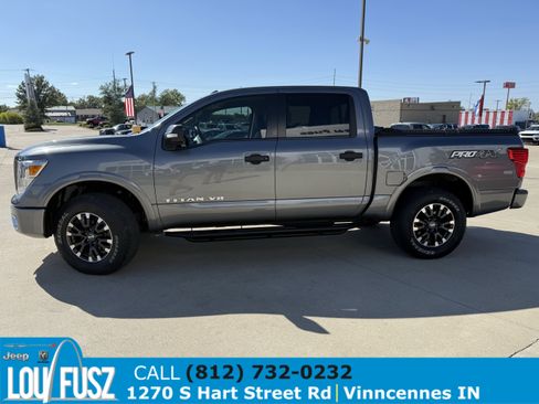 Used 2018 Nissan Titan PRO-4X image 5