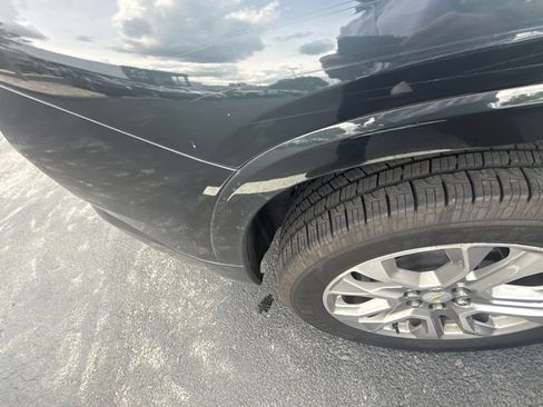 Used 2020 Chevrolet Traverse Premier FWD image 6