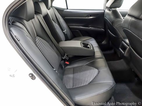 Used 2021 Toyota Camry SE FWD image 28