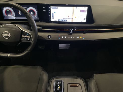 Used 2024 Nissan Ariya AWD image 17