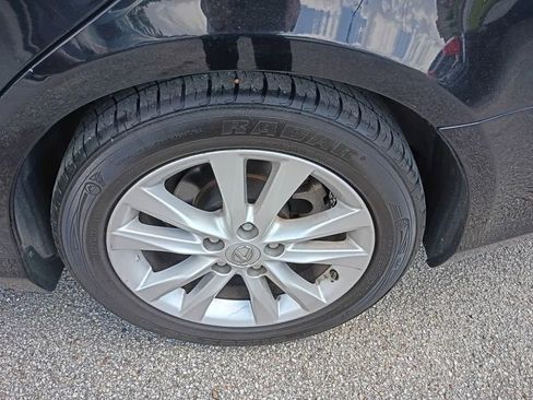 Used 2011 Lexus ES 350 FWD image 21