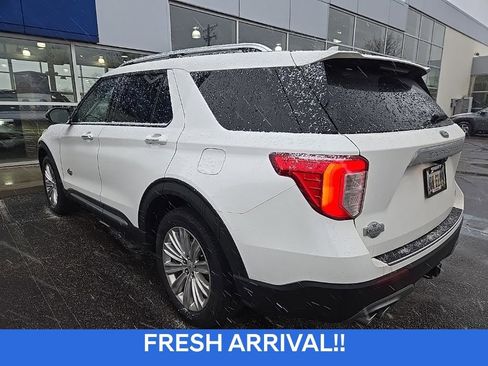 Used 2021 Ford Explorer King Ranch w/ Premium Technology Package image 5