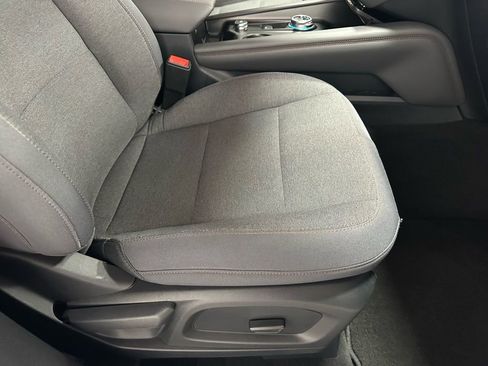 Used 2025 Ford Explorer Active image 64