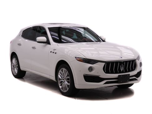 Used 2022 Maserati Levante GT image 3