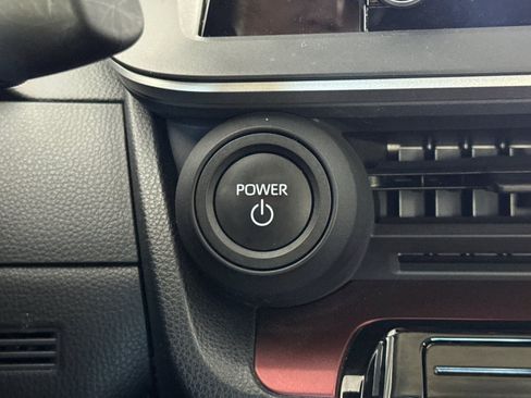 Used 2023 Toyota Prius Prime FWD image 17
