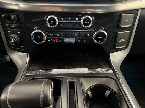 Used 2022 Ford F150 Lariat w/ Equipment Group 502A High AWD/4WD image 15