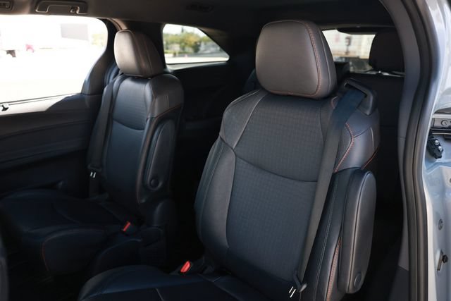Used 2023 Toyota Sienna XSE FWD image 11