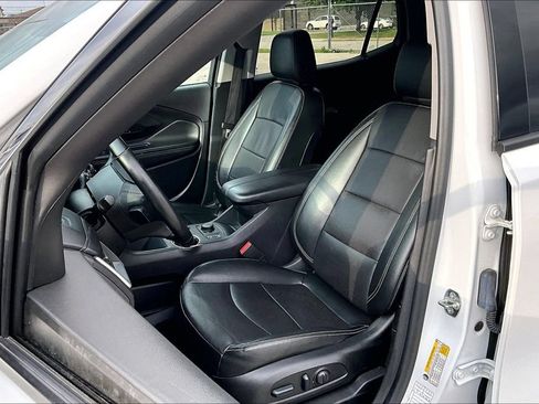 Used 2024 GMC Terrain SLT AWD/4WD image 34