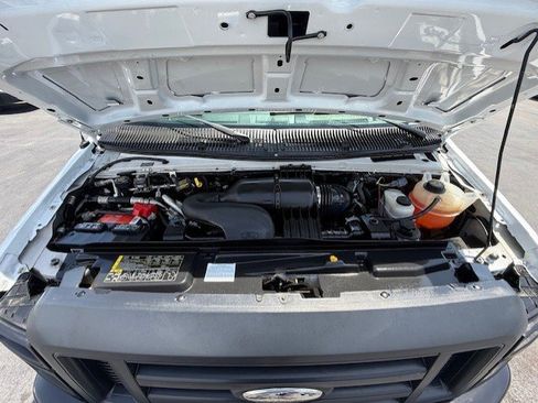 Used 2014 Ford E-250 and Econoline 250 Extended w/ Power Group image 25