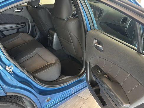 Used 2022 Dodge Charger SXT w/ Blacktop Package RWD image 25