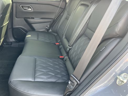 Used 2026 Nissan Rogue Platinum w/ Platinum Premium Package AWD/4WD image 14