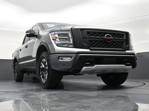 Used 2023 Nissan Titan PRO-4X w/ Pro-4x Convenience Package AWD/4WD image 26