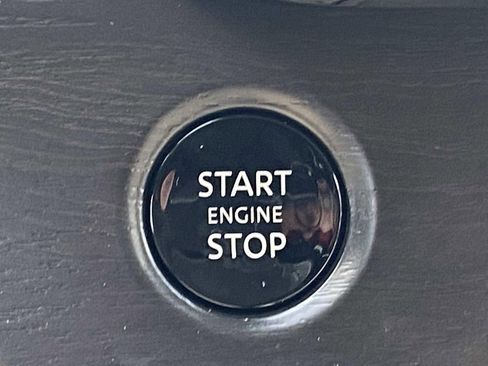 New 2025 Nissan Murano SV image 27