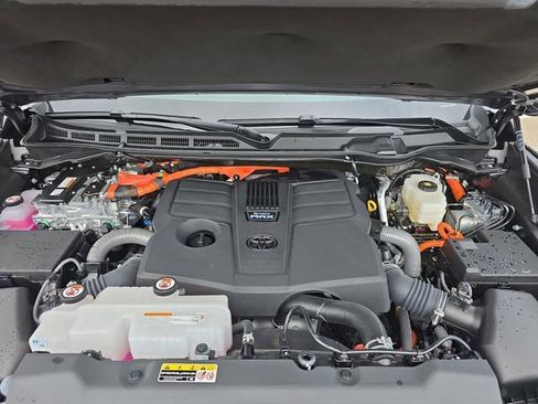 Used 2025 Toyota Tundra 1794 Edition image 29