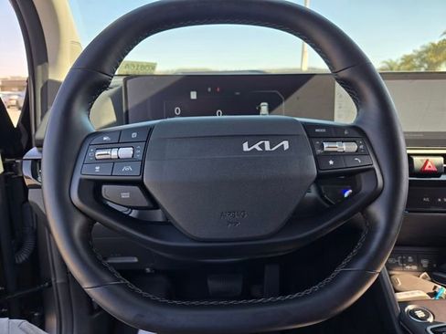Used 2026 Kia Sportage SX FWD image 22