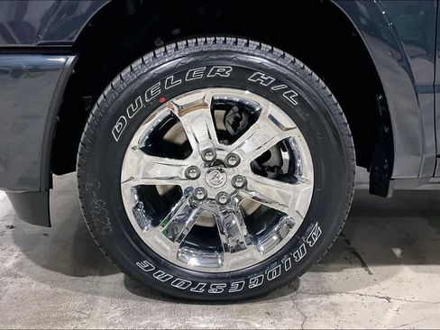 New 2026 RAM 1500 Big Horn AWD/4WD image 12