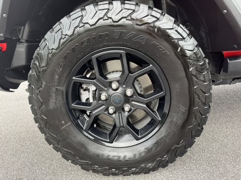 Used 2025 Jeep Wrangler Unlimited Sport S 4xe AWD/4WD image 18