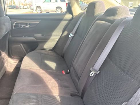 Used 2014 Nissan Altima 2.5 S FWD image 25