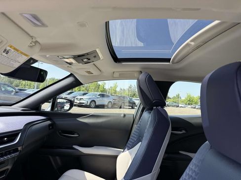 Used 2020 Lexus UX 250h w/ Premium Package AWD/4WD image 20
