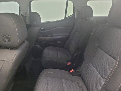 Used 2021 GMC Acadia SLE w/ Driver Convenience Package FWD image 18
