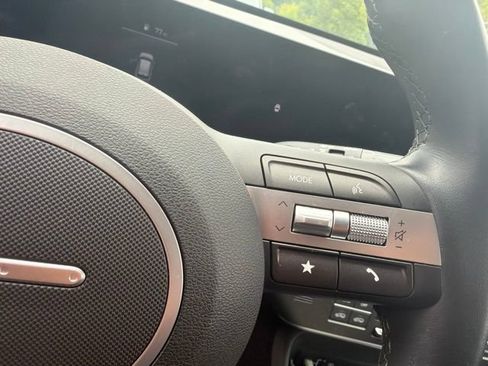 Used 2024 Hyundai Kona SEL FWD image 14