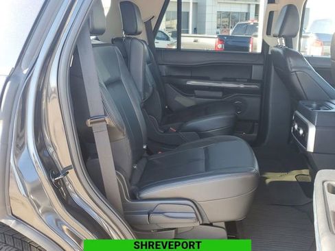 Used 2023 Ford Expedition XLT image 27