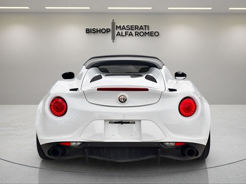 Used 2015 Alfa Romeo 4C Spider w/ Spider Track Package RWD image 5