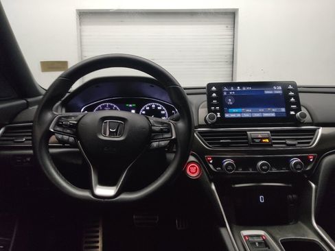 Used 2019 Honda Accord Sport image 22
