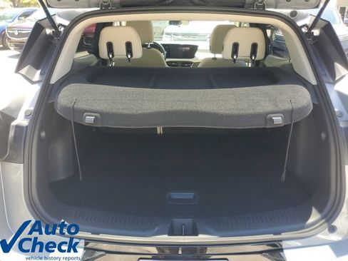 Used 2024 Buick Encore GX Sport Touring AWD/4WD image 11
