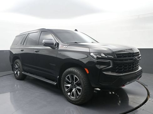 Used 2021 Chevrolet Tahoe Z71 w/ Z71 Signature Package AWD/4WD image 3