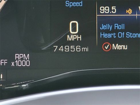 Used 2018 Cadillac XT5 Luxury image 36