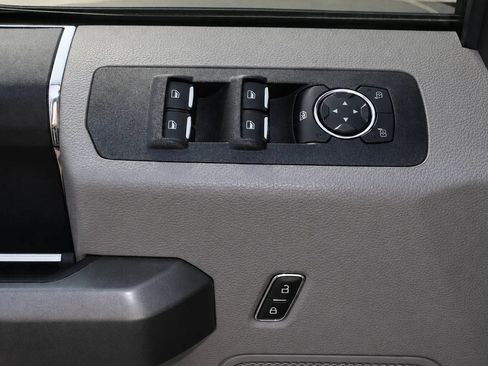 Used 2018 Ford F150 XLT AWD/4WD image 10
