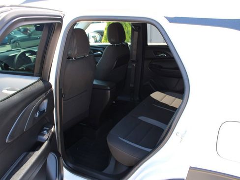 Used 2021 Chevrolet TrailBlazer LT FWD image 29