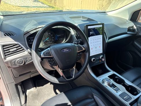 Certified 2024 Ford Edge SEL AWD/4WD image 14
