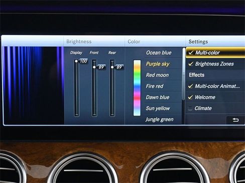 Used 2018 Mercedes-Benz E 300 4MATIC image 34