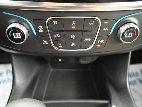 Used 2023 Chevrolet Traverse LS w/ Safety Package FWD image 16