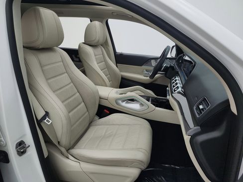 Used 2021 Mercedes-Benz GLS 580 4MATIC image 20