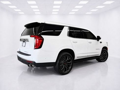 Used 2023 GMC Yukon Denali w/ Advanced Technology Package AWD/4WD image 8