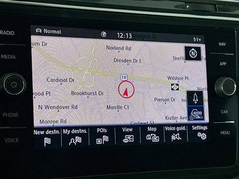 Used 2020 Volkswagen Tiguan SEL w/ 3rd Row Seat Package image 22