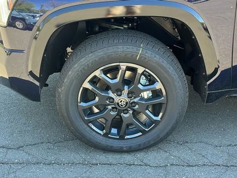 New 2026 Toyota Tundra Platinum AWD/4WD image 4
