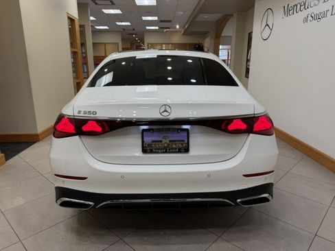 Used 2025 Mercedes-Benz E 350 Sedan image 4