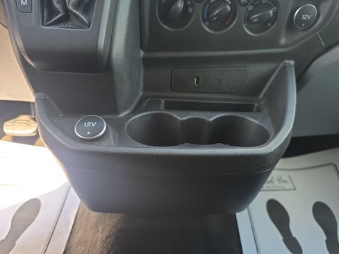 Used 2018 Ford Transit 150 XLT RWD image 23